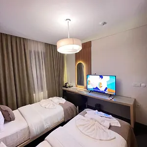 Otel Mahall, İstanbul