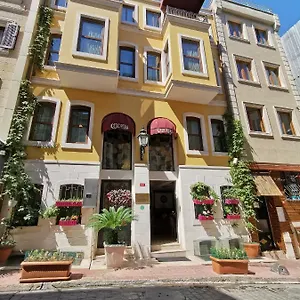 اوتوبيرا اسطنبول